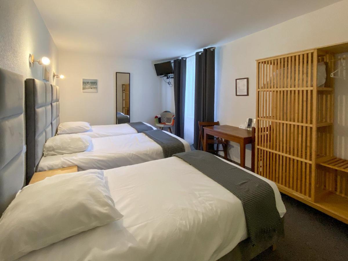 Hotel Les Tilleuls De Pareloup A Salles-Curan ภายนอก รูปภาพ